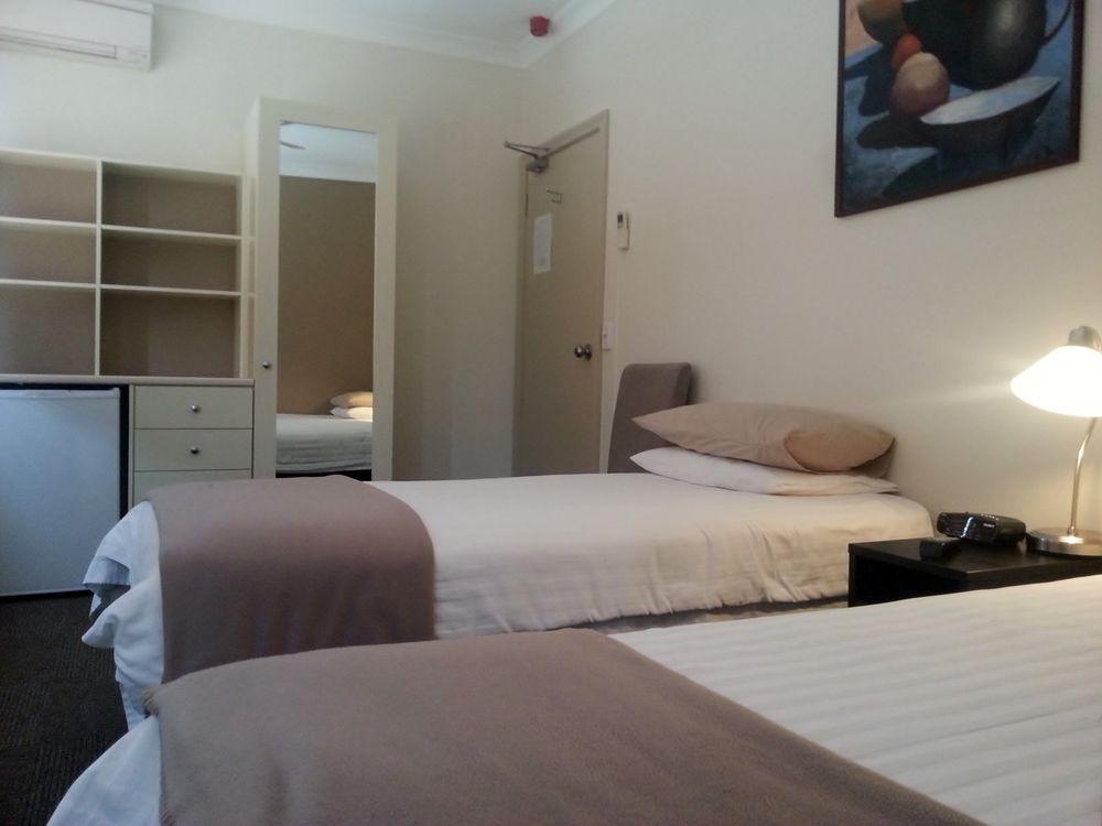Ashfield Manor Sydney Hotel ภายนอก รูปภาพ