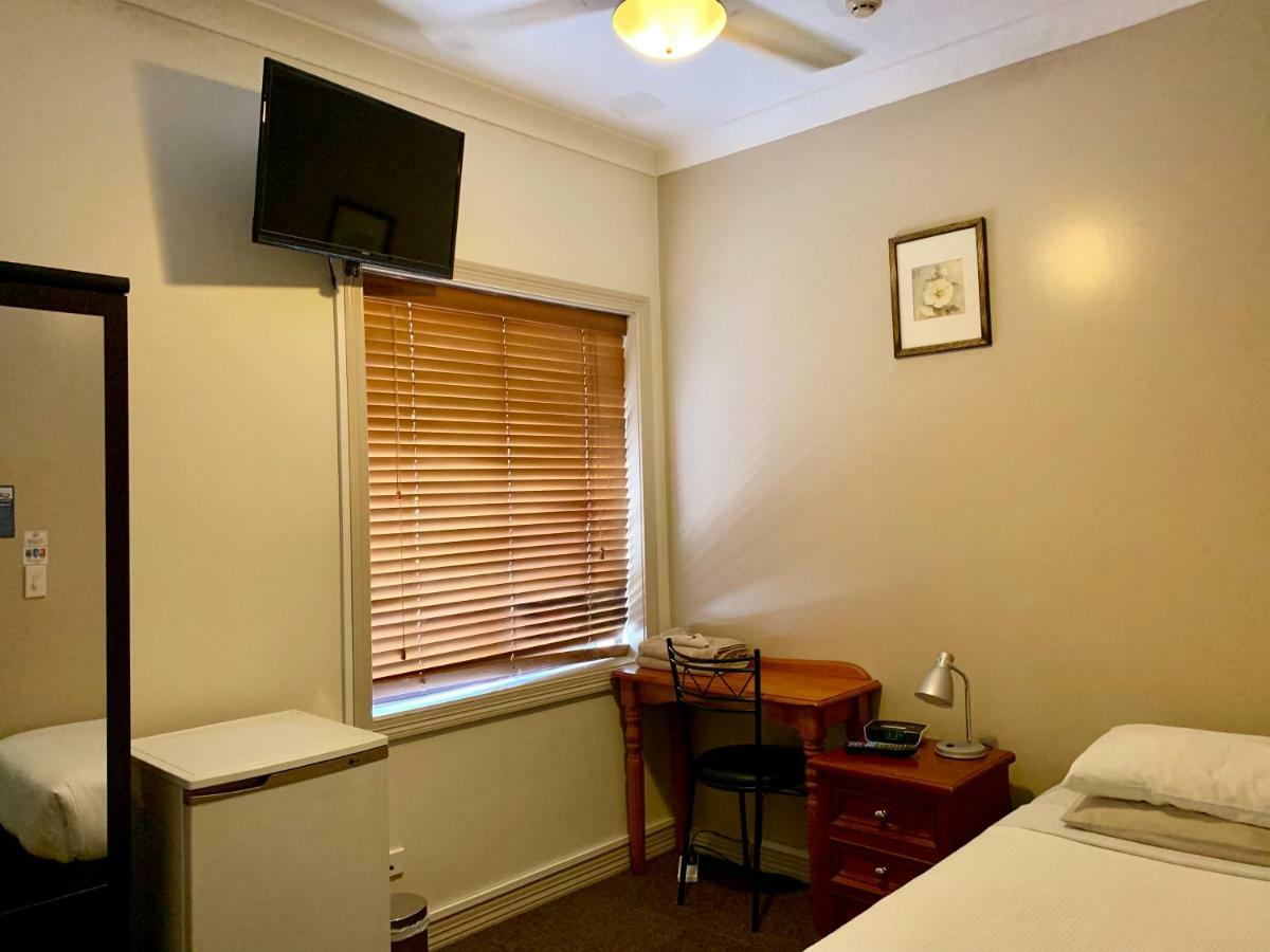 Ashfield Manor Sydney Hotel ภายนอก รูปภาพ