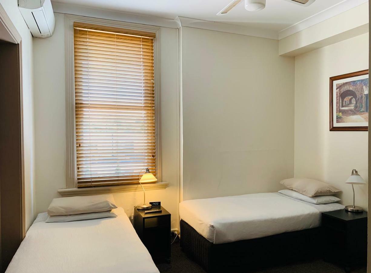 Ashfield Manor Sydney Hotel ภายนอก รูปภาพ